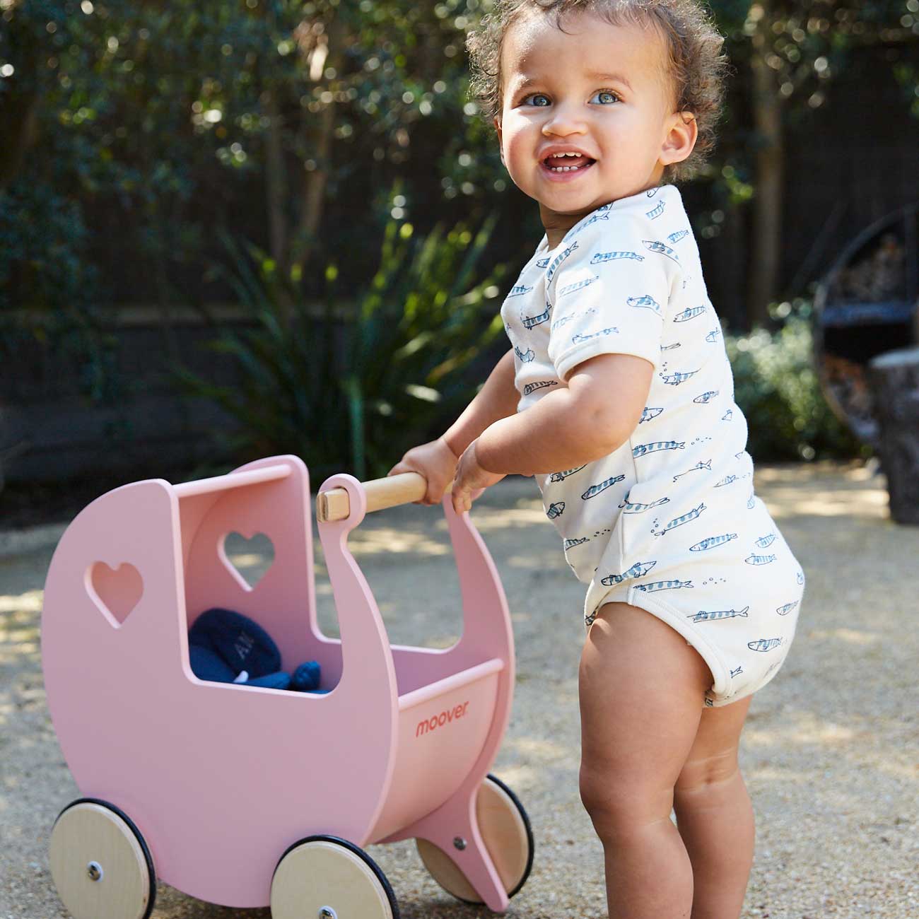 Best Gender Neutral Baby Names – The Memo