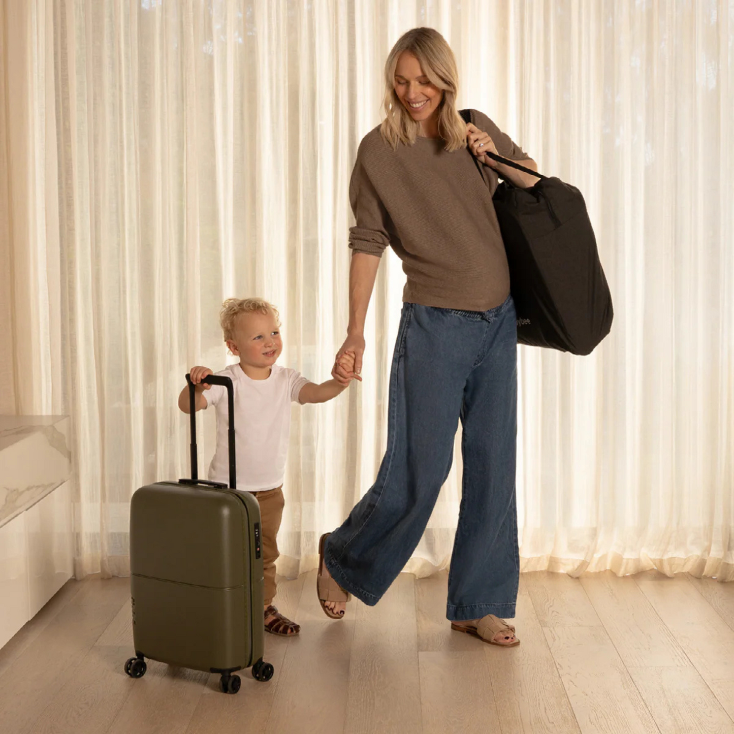 Arlo Portacot - Black