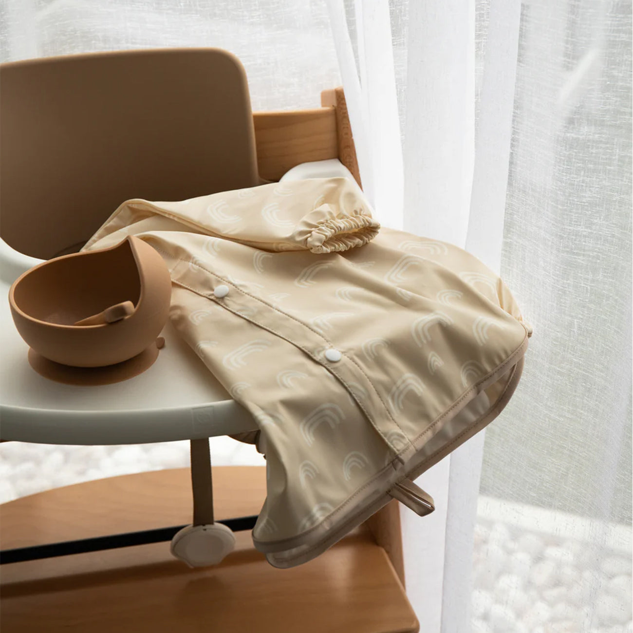 Besbubs Smock Bib - Rainbows