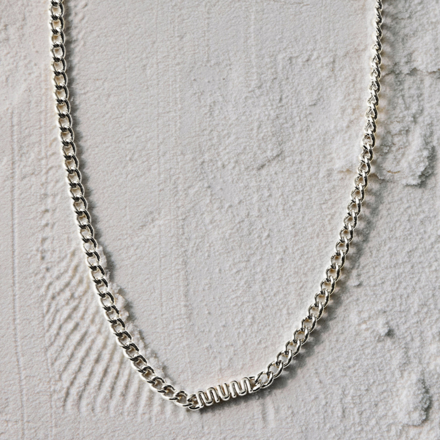 MUM Chain Necklace - Silver