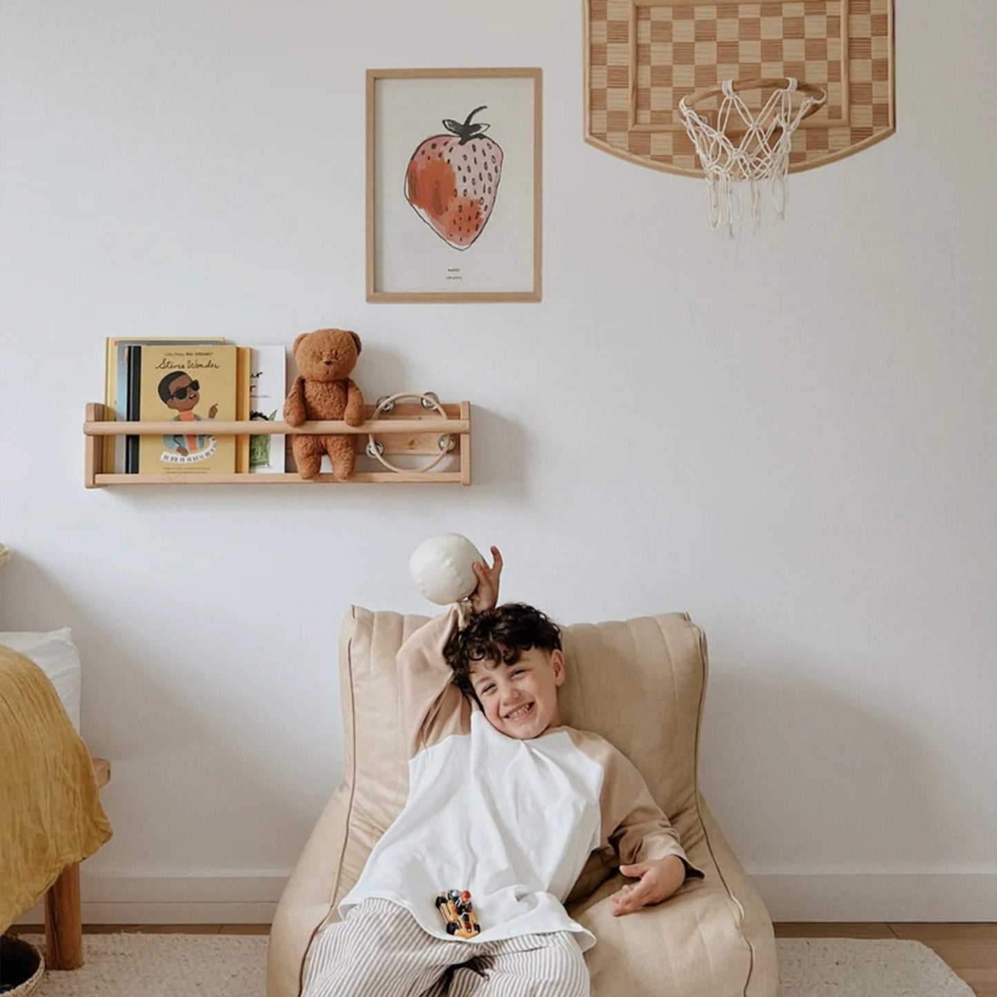 Quinn Basketball Hoop