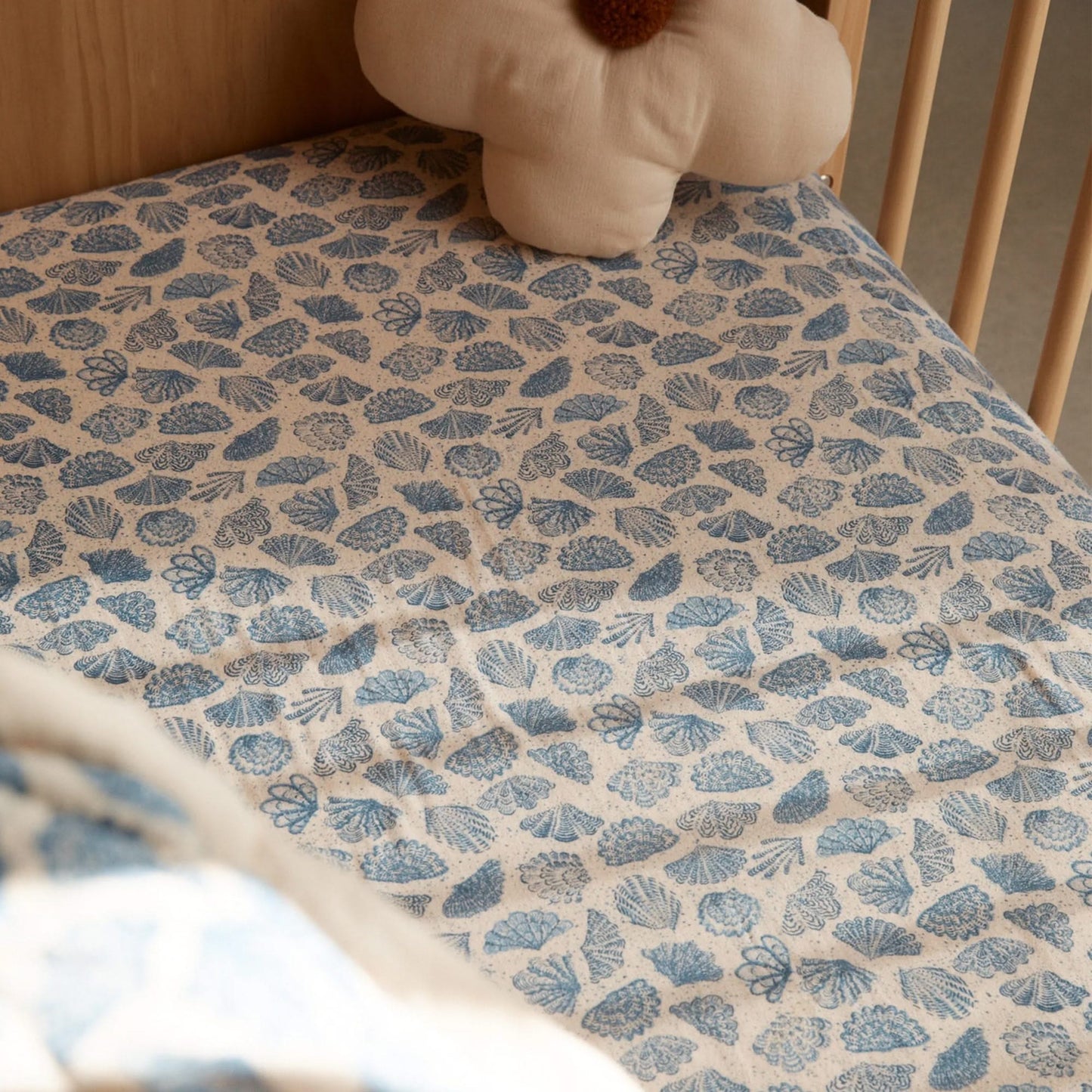 Fitted Sheet Cot - Blue Shell