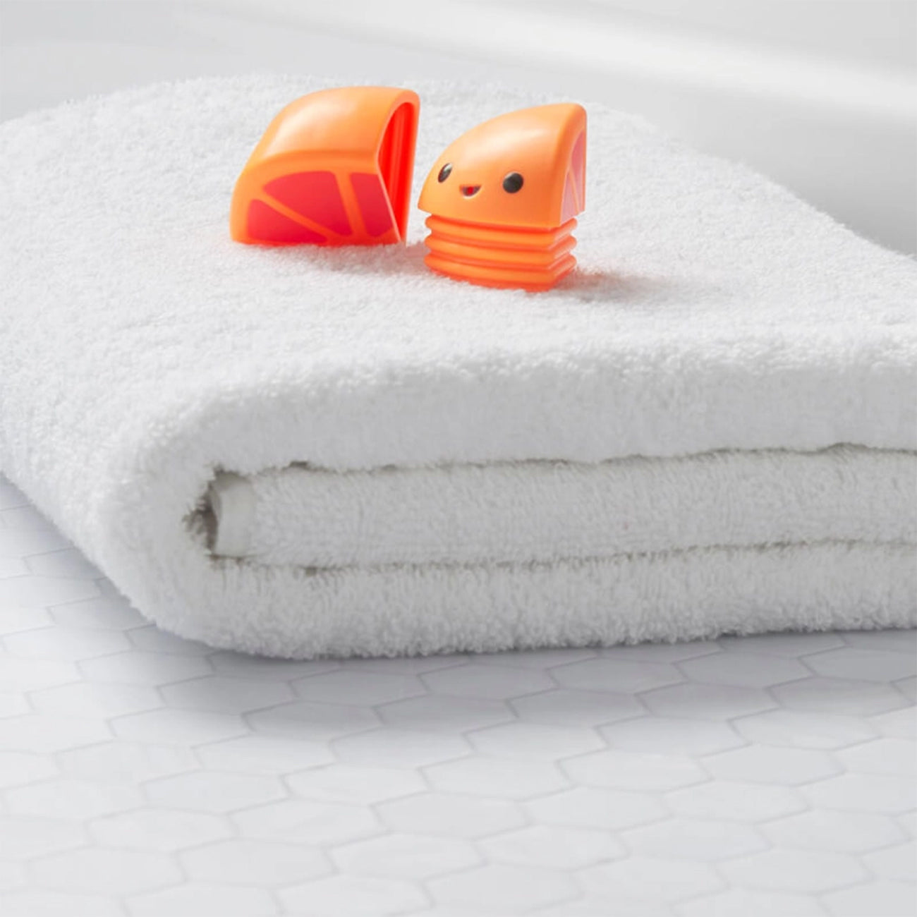 Skip Hop Tub to Table Café - Swirl & Splash Lemonade