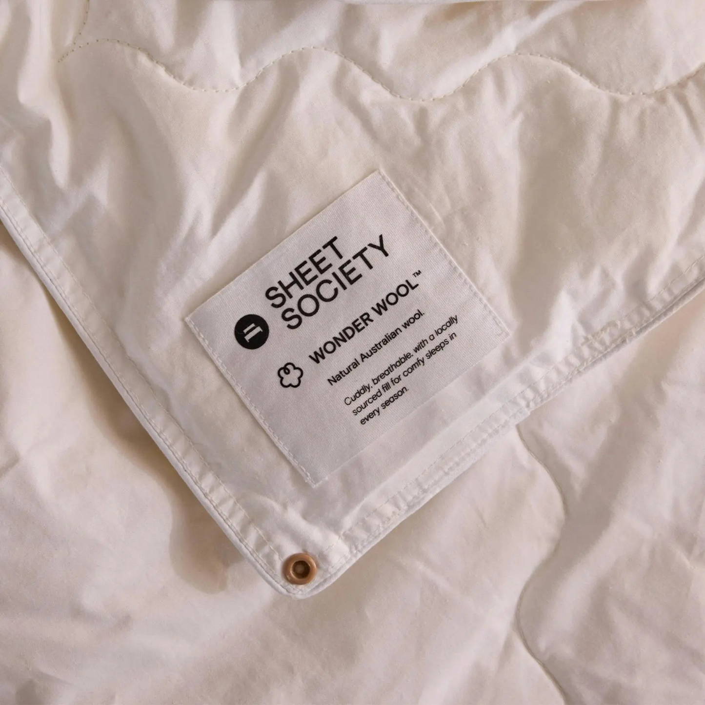 Wonder Wool Quilt - White