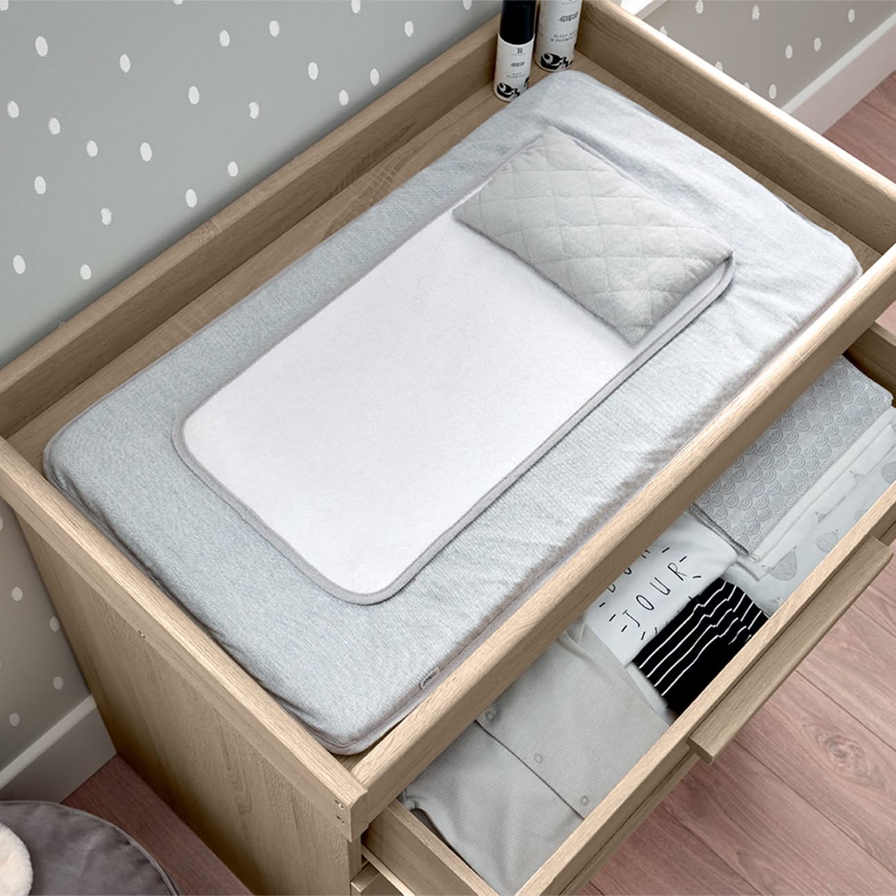 Atlas Dresser/Change Table