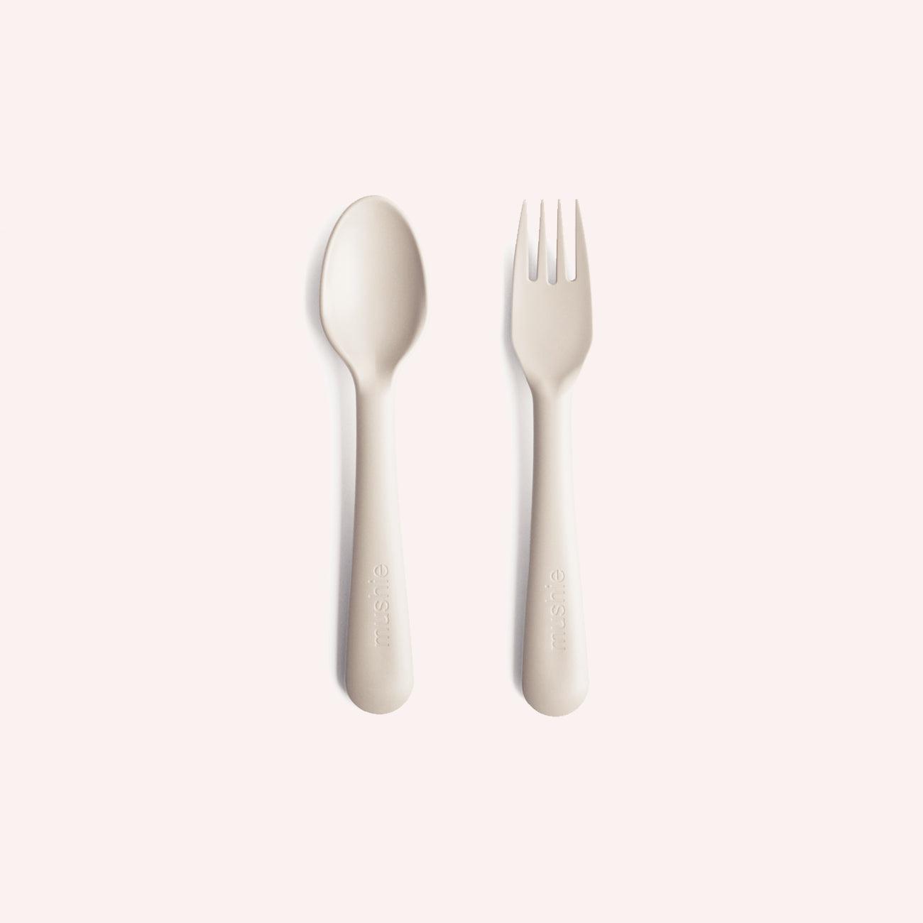 http://thememo.com.au/cdn/shop/products/Mushie_Fork_Spoon_Set_Ivory.jpg?v=1676509044