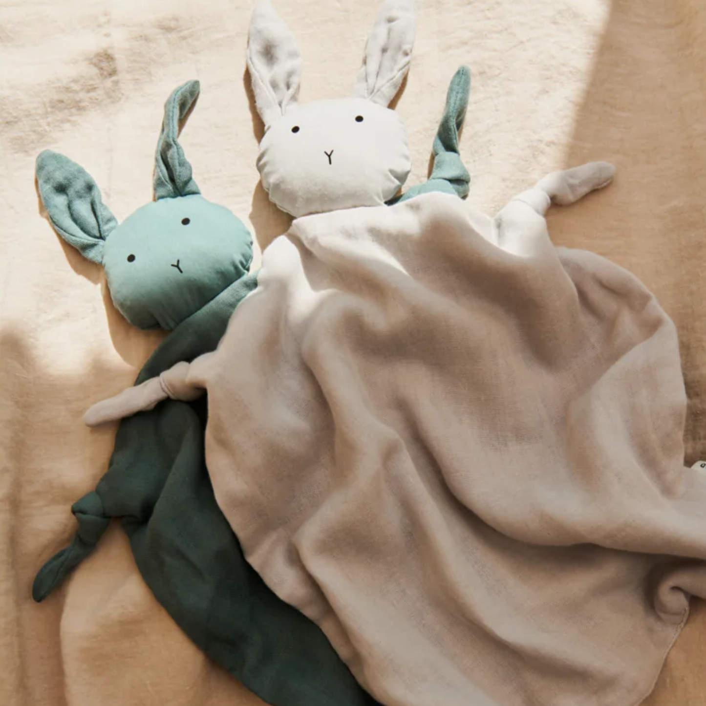 Agnete Cuddle Cloth - Rabbit Peppermint