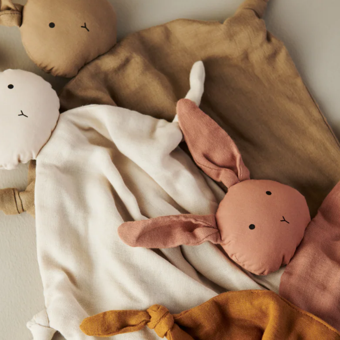 Agnete Cuddle Cloth - Rabbit Sandy