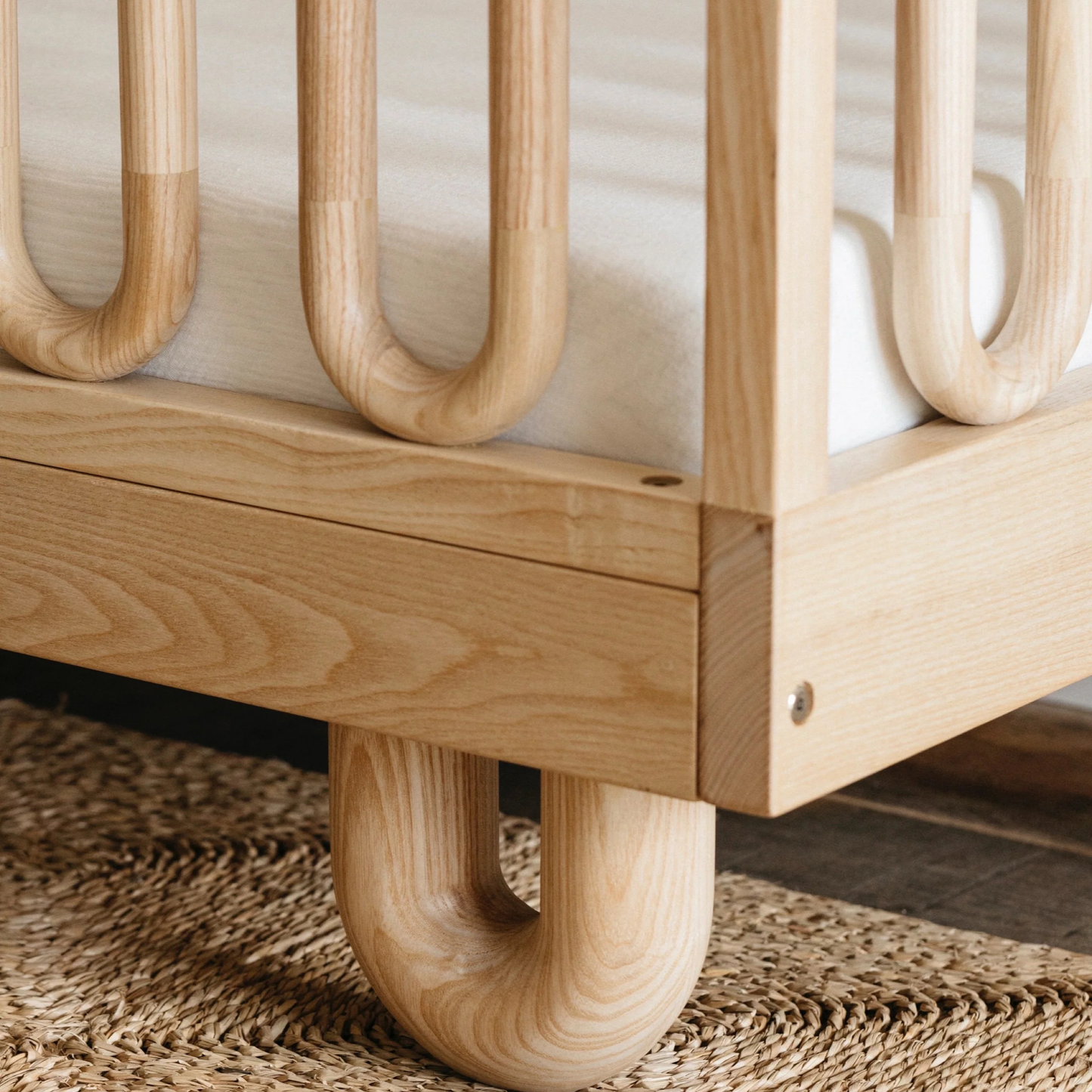 Arche Cot - Walnut