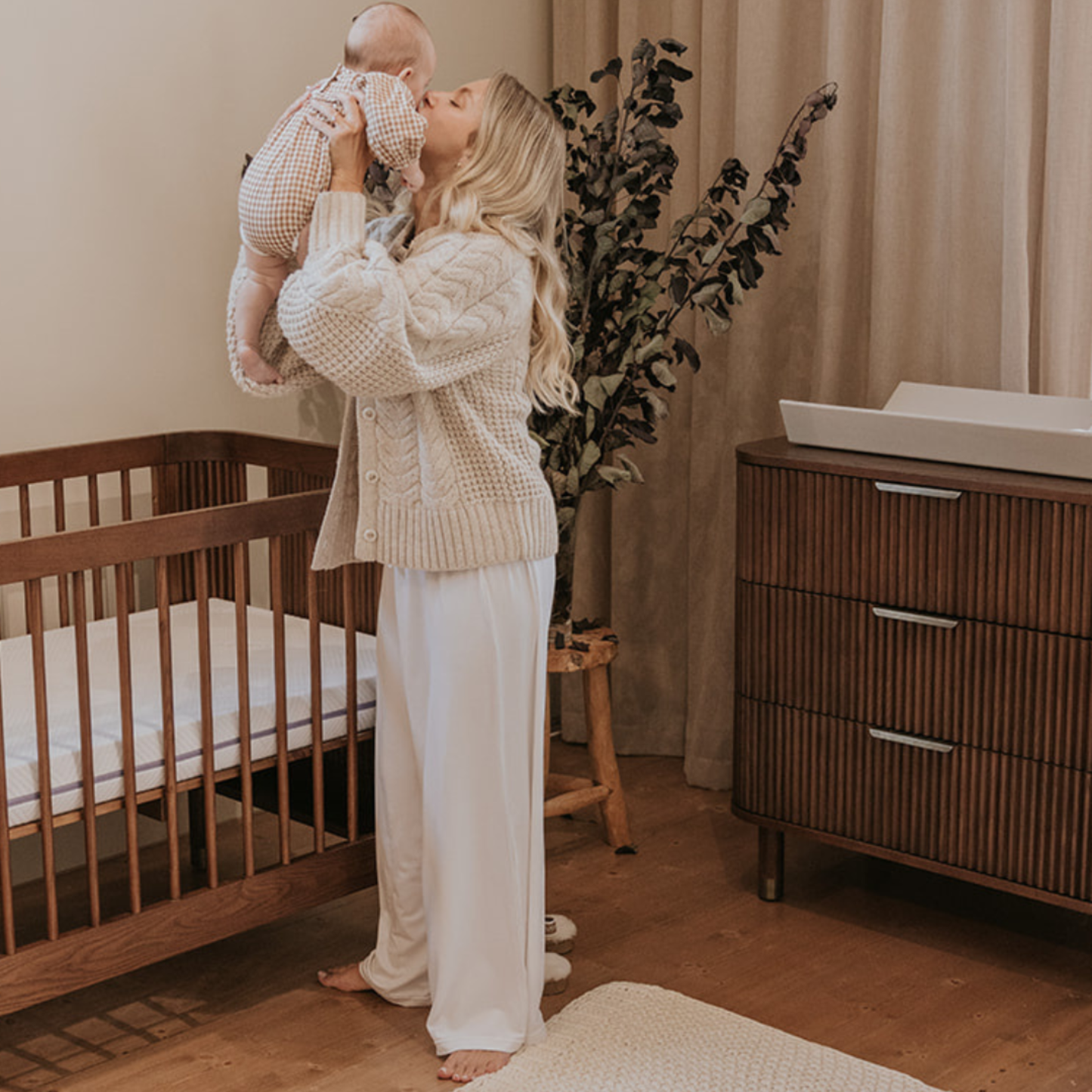 BabyRest Juno Package - Walnut
