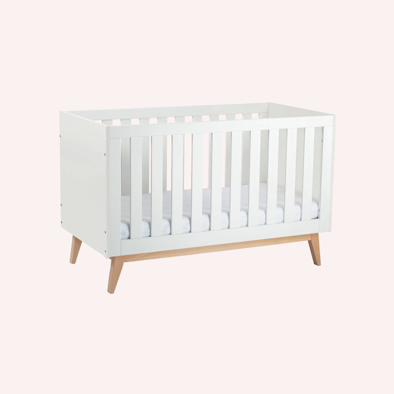 Tommi Cot - White