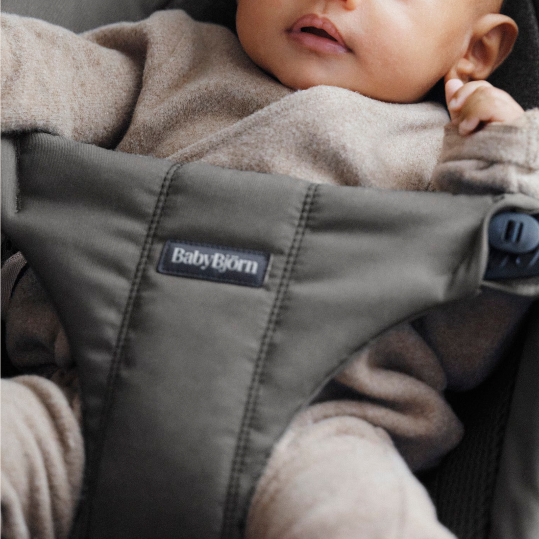 Bouncer Balance Soft Woven/Jersey Tri-Fabric - Dark Grey