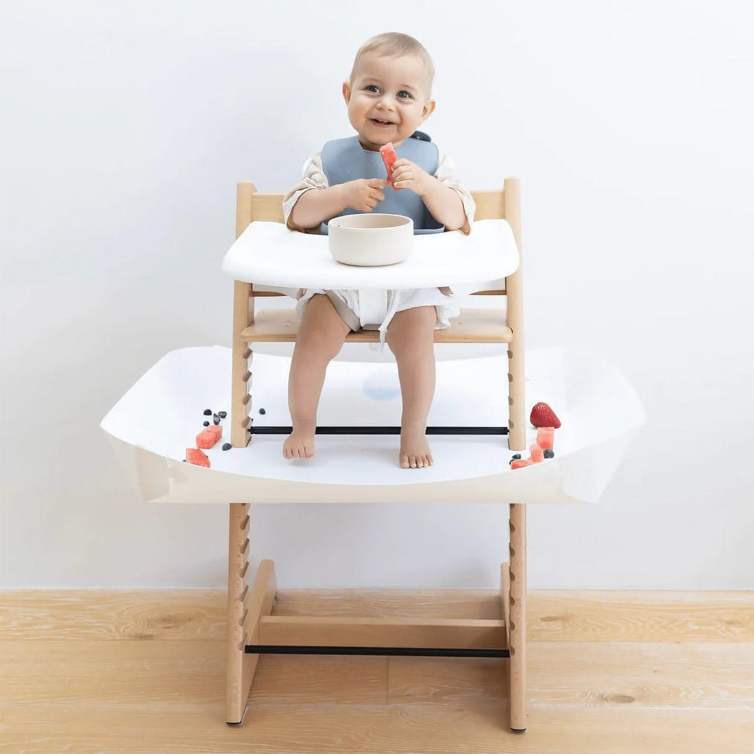 food catcher for stokke high chair CATCHY - The Food Catcher for High Chairs - White by Catchy