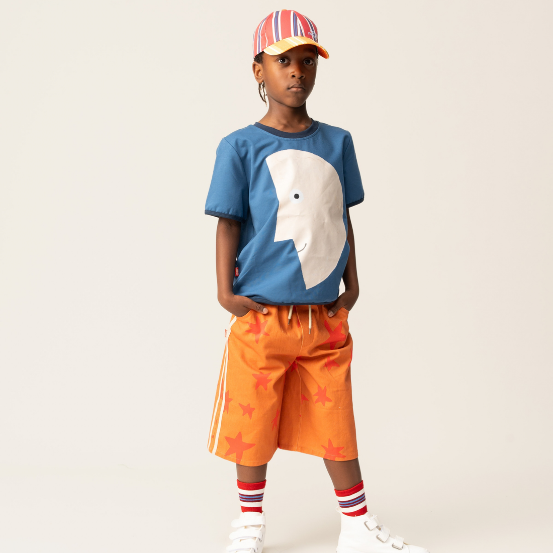 T-Shirt - Manny the Moon