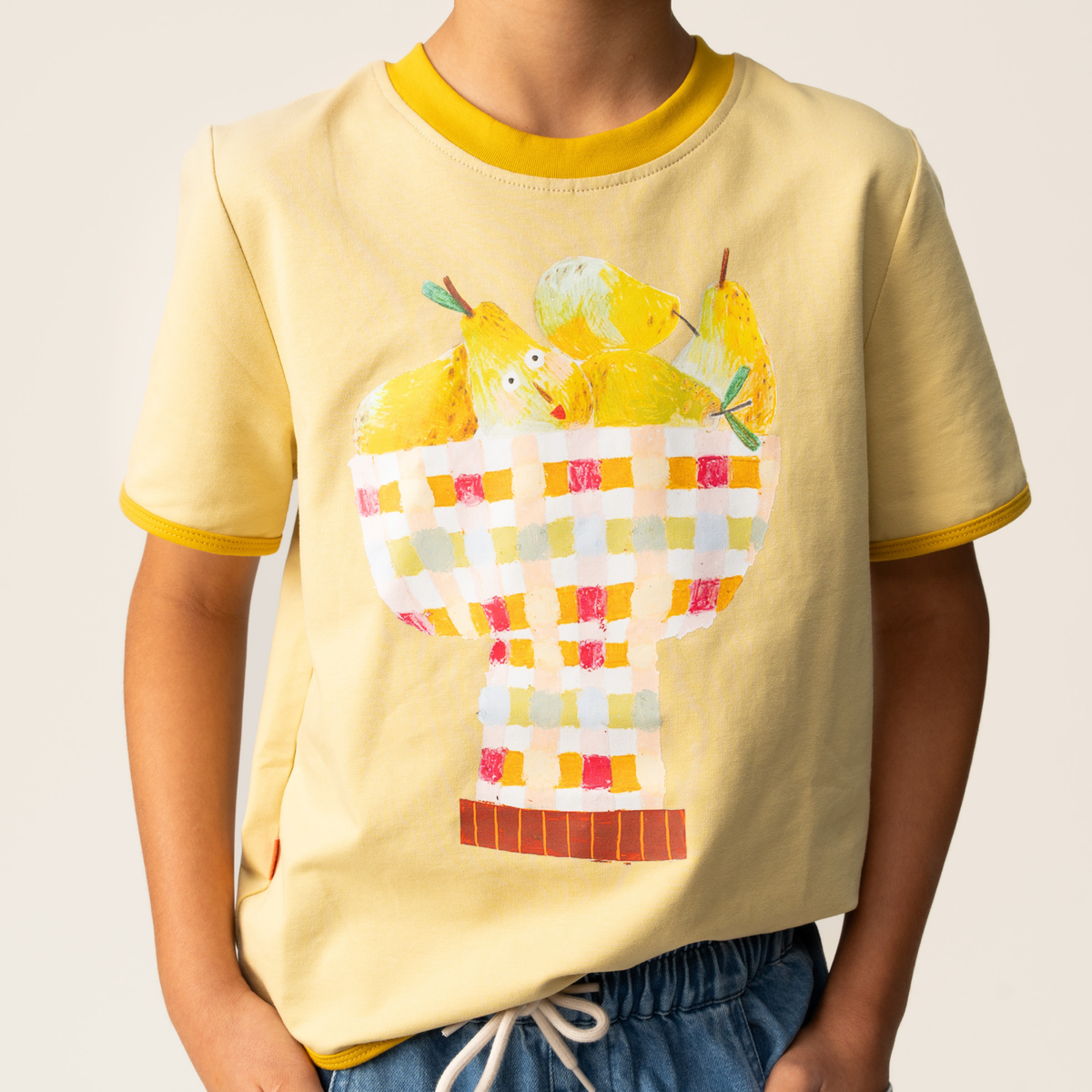 T-Shirt - Penelope the Pear