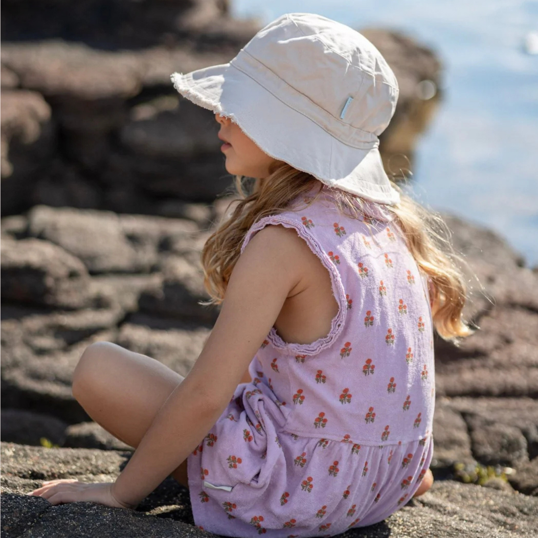 Frayed Bucket Hat - Vanilla