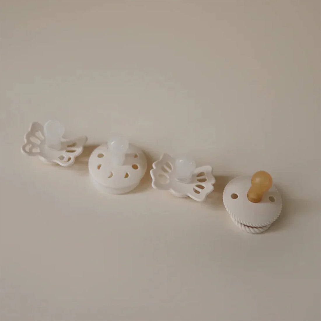 Frigg Try-it 4pk - Cream (Butterfly, Rope, Moon Phase Night, Lucky)