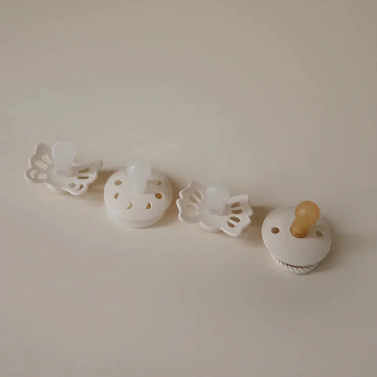 Frigg Try-it 4pk - Cream (Butterfly, Rope, Moon Phase Night, Lucky)