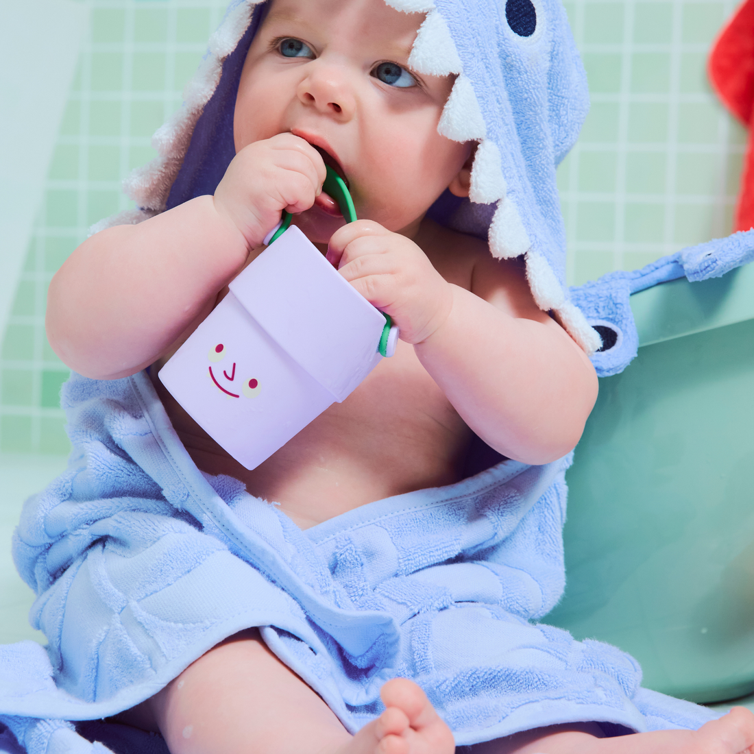 Very Fun Holey Buckets Bath Toy Set