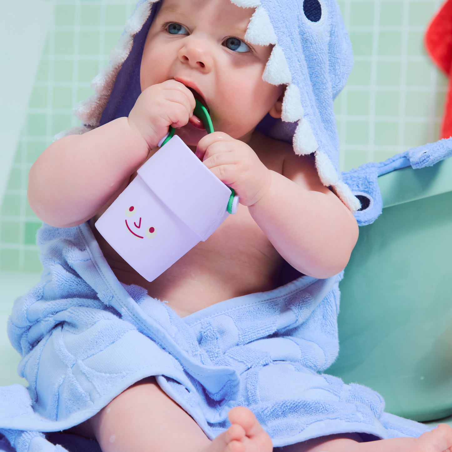 Very Fun Holey Buckets Bath Toy Set