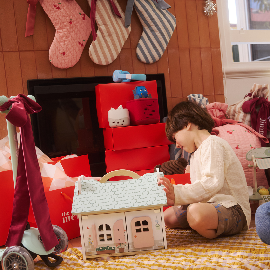 Doll House with Furniture