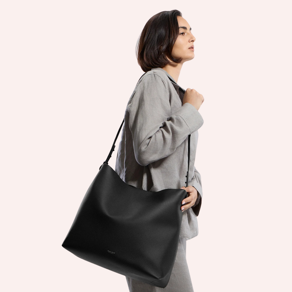 Harlow Full Leather Bag Vegan Black By Mina Baie The Memo The Memo harlow-full-leather-bag-vegan-black-by-mina-baie-the-memo-the-memo