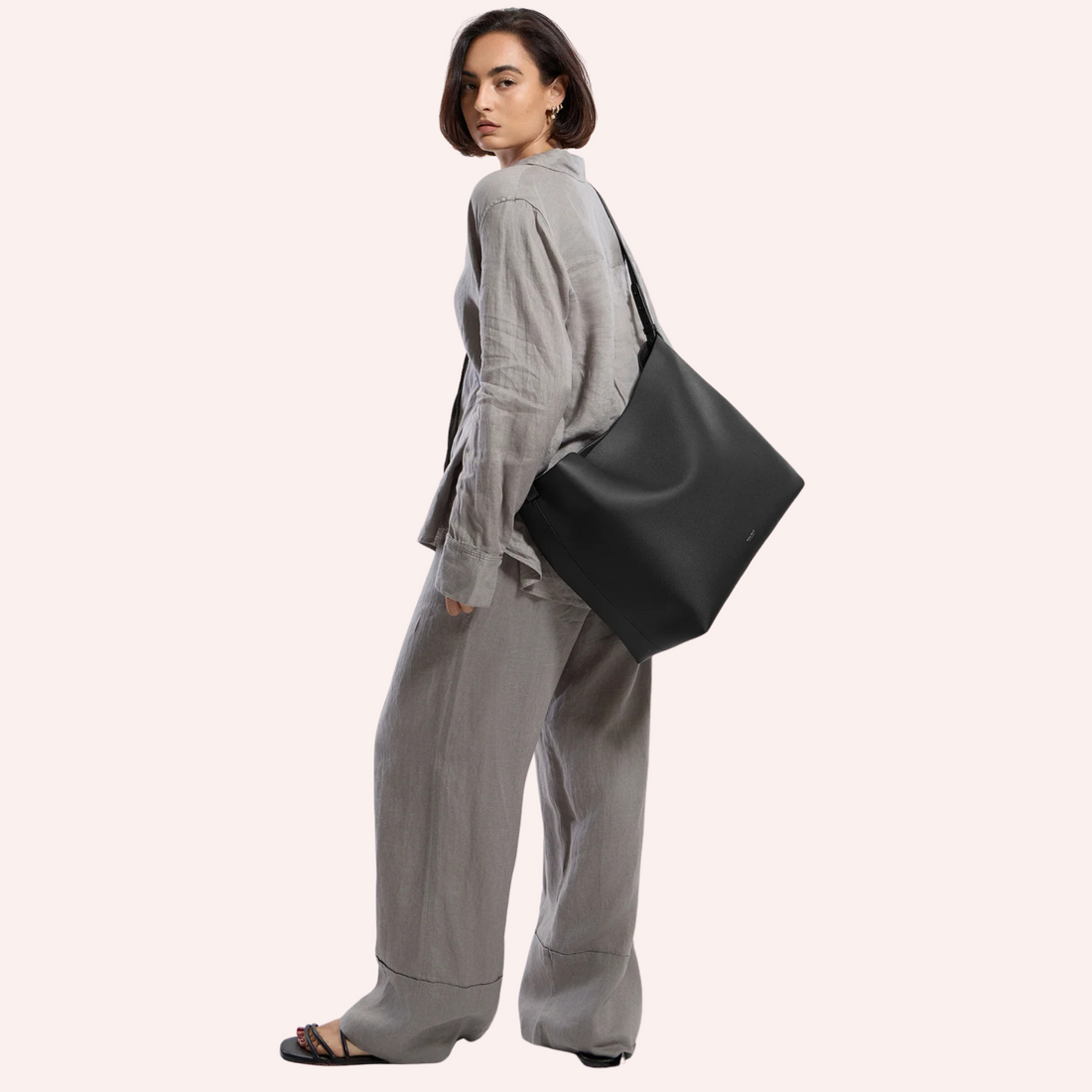 Harlow Full Vegan Bag - Black