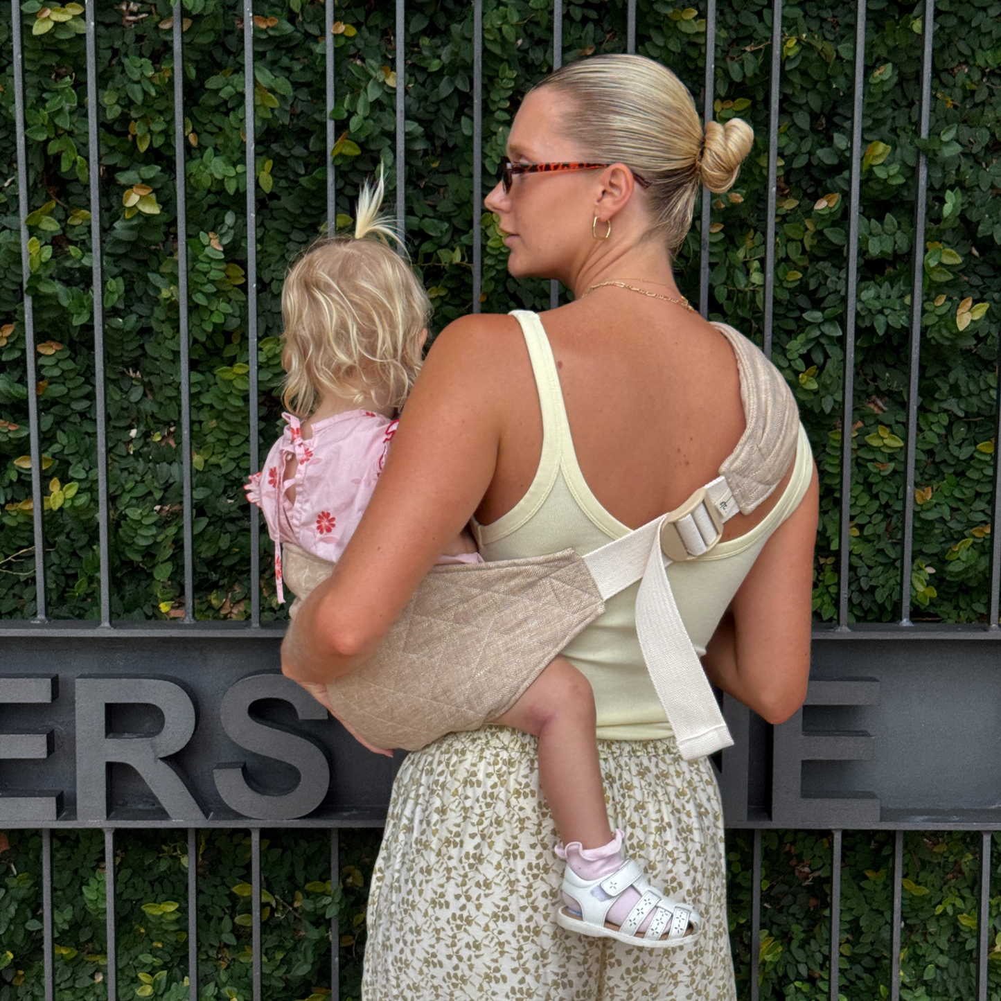 Hipsy Carrier - Meadow