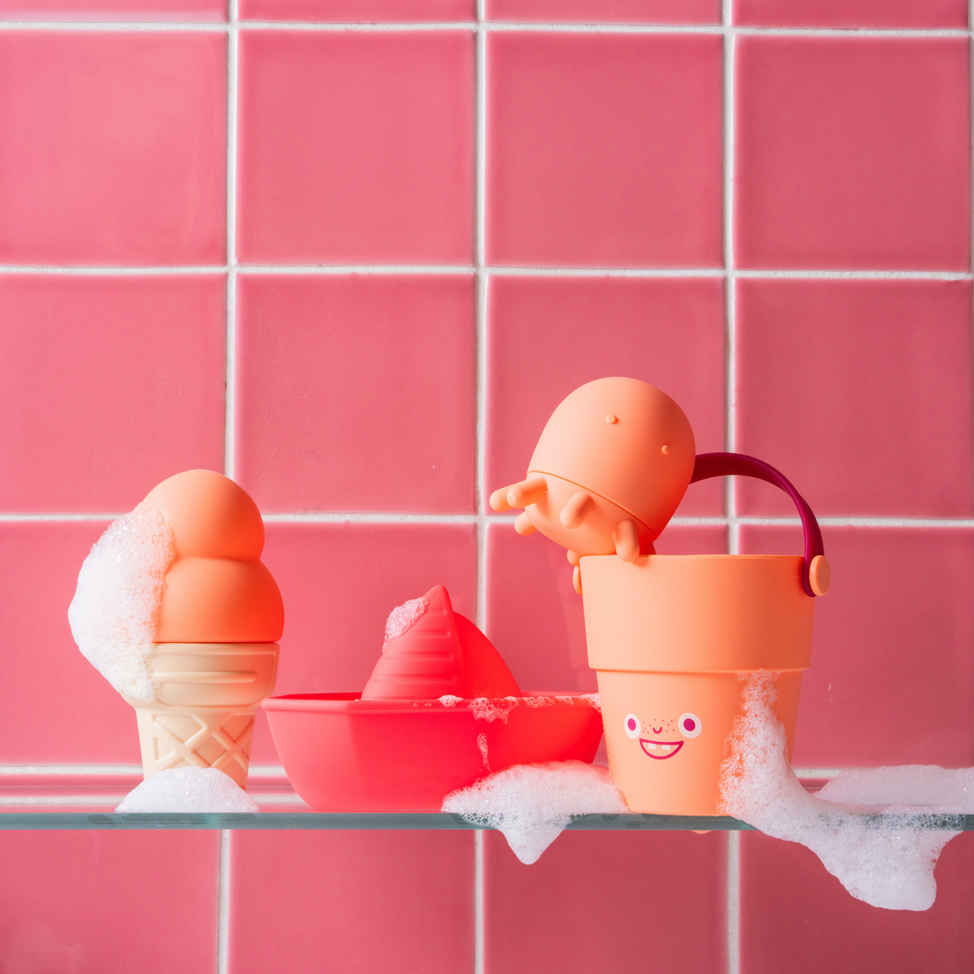Very Fun Holey Buckets Bath Toy Set