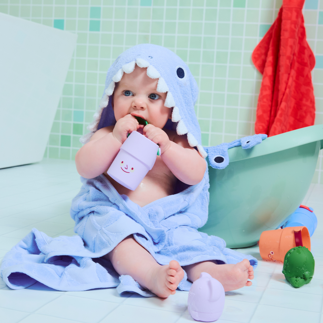 Super Soft Hooded Bath Towel and Wash Mitt Duo - Shark Periwinkle