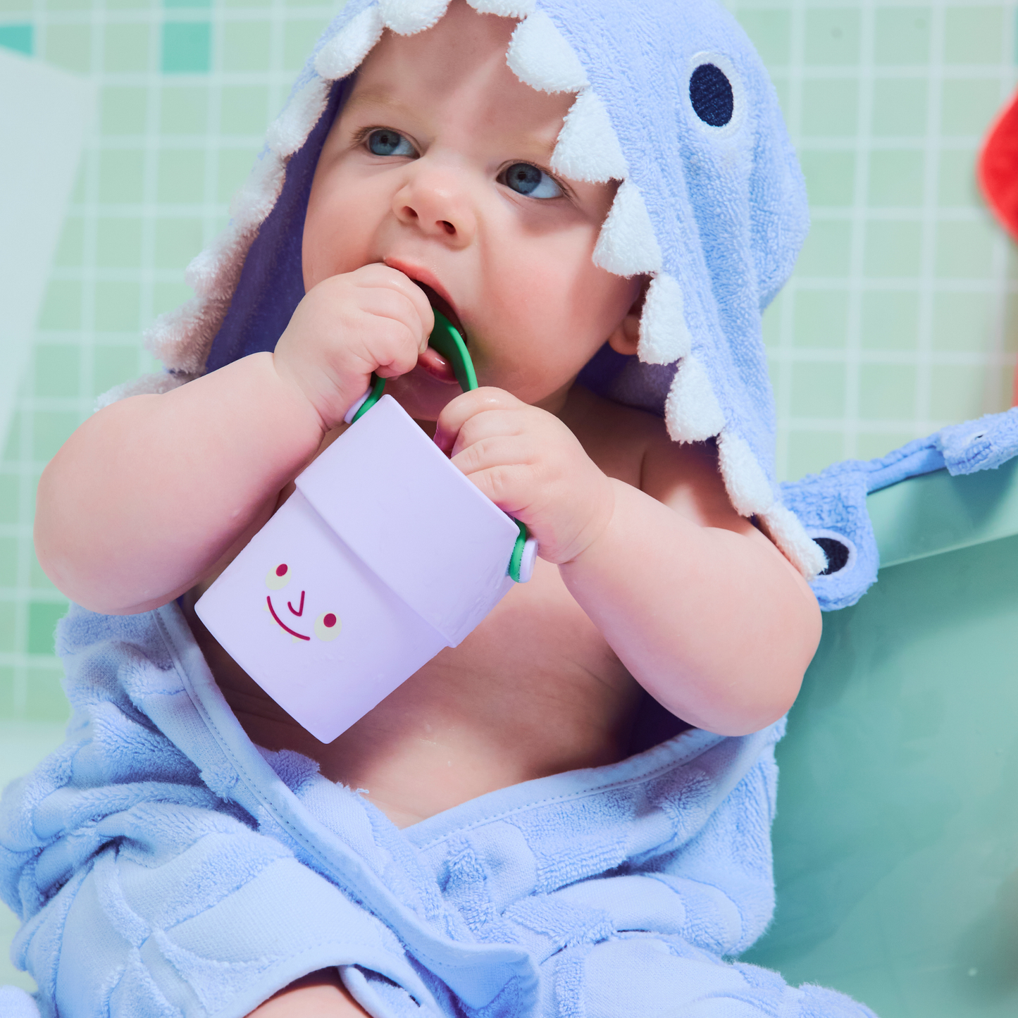 Super Soft Hooded Bath Towel - Shark Periwinkle