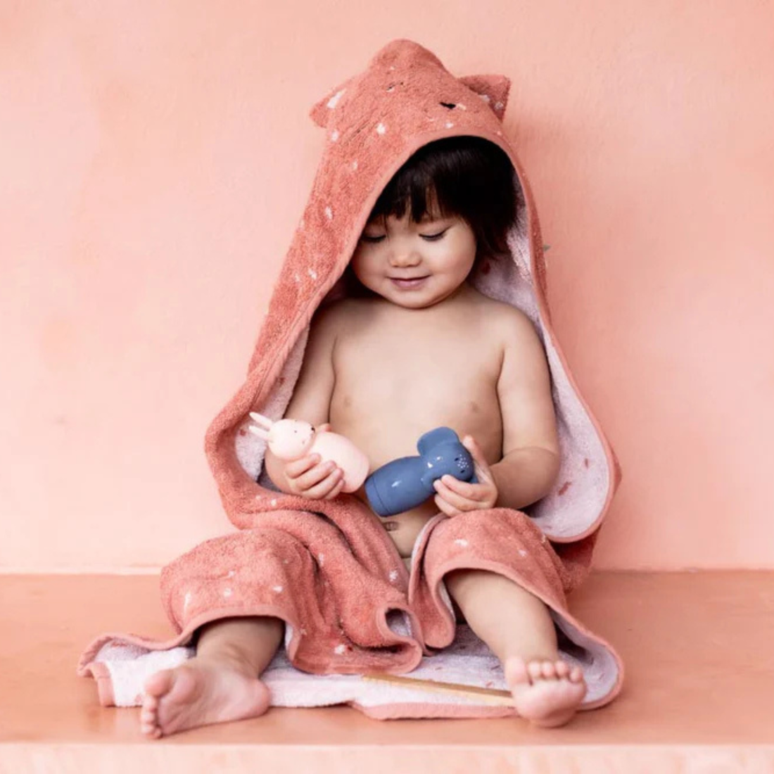 Hooded Towel - Mrs Cat