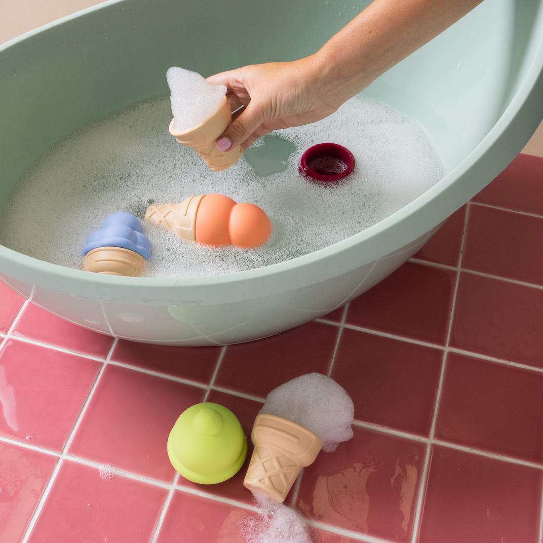 Very Fun Ice Cream Bath Toy Set