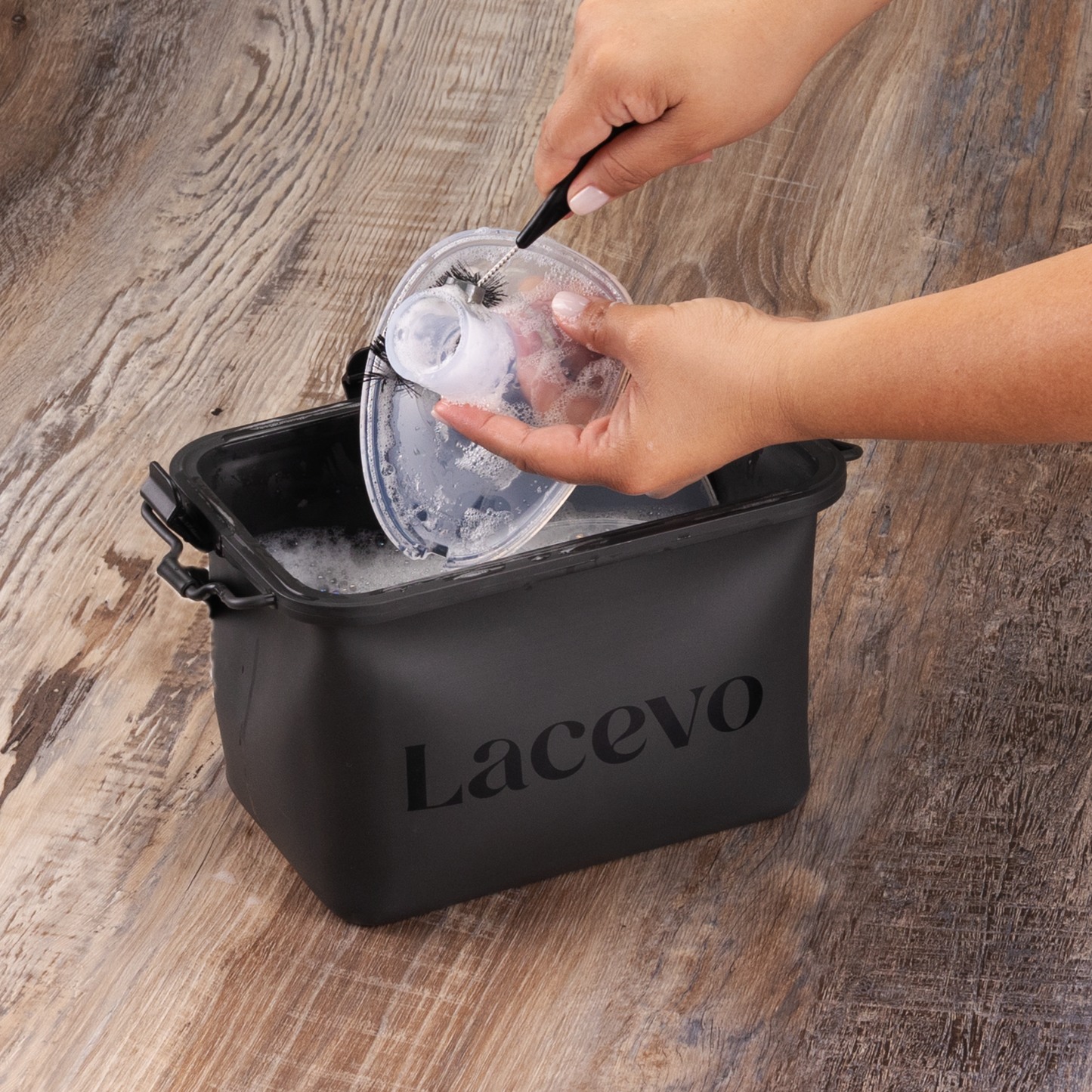 Lacevo Vessel Travel Pouch