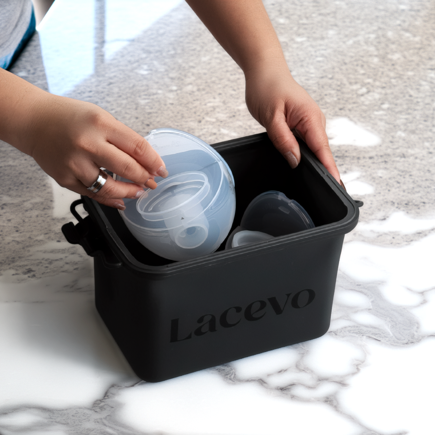 Lacevo Vessel Travel Pouch