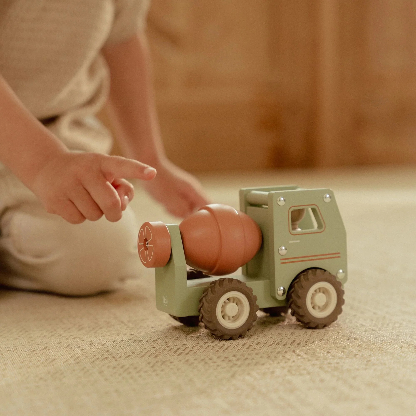 Little Dutch Cement Truck