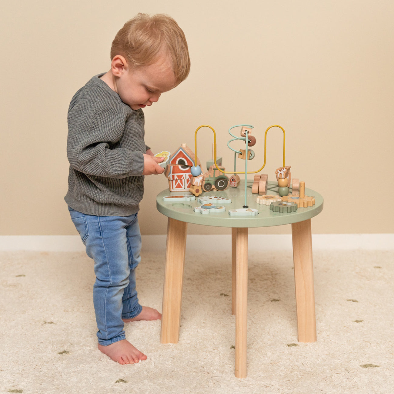 Little Farm Activity Table