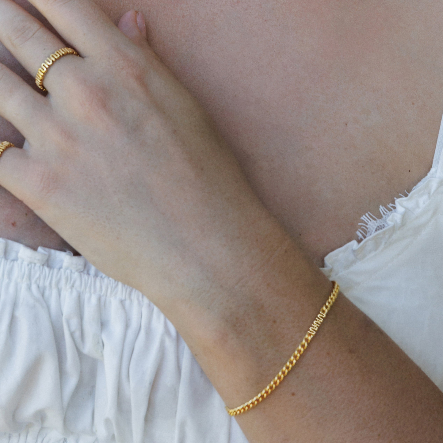 MUM Chain Bracelet - Gold