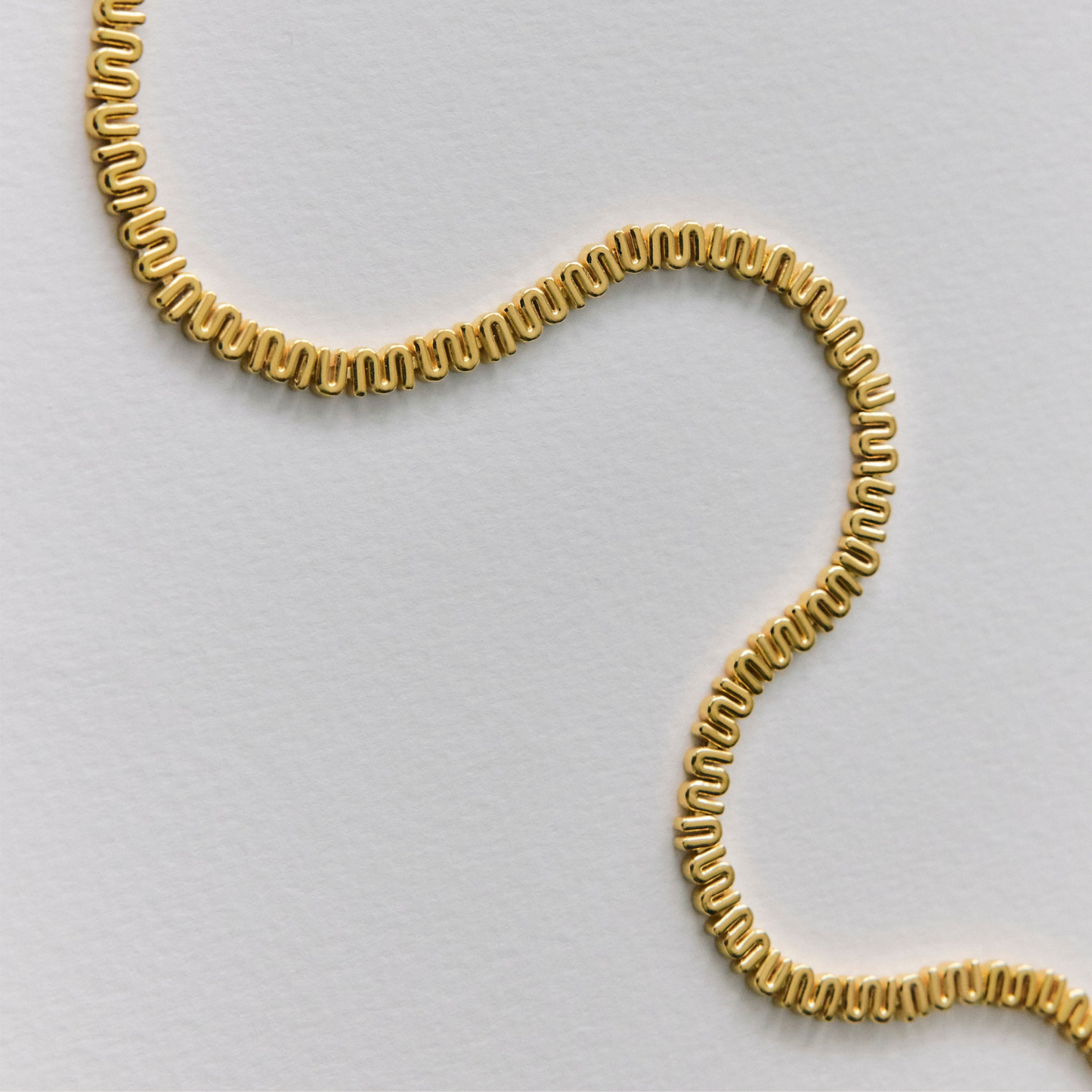 MUM Necklace - Gold