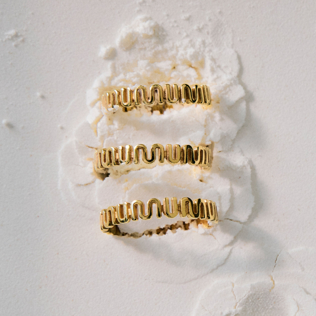 MUM Ring - Gold