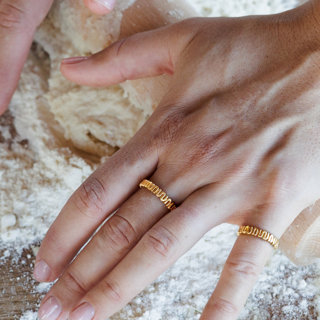 MUM Ring - Gold