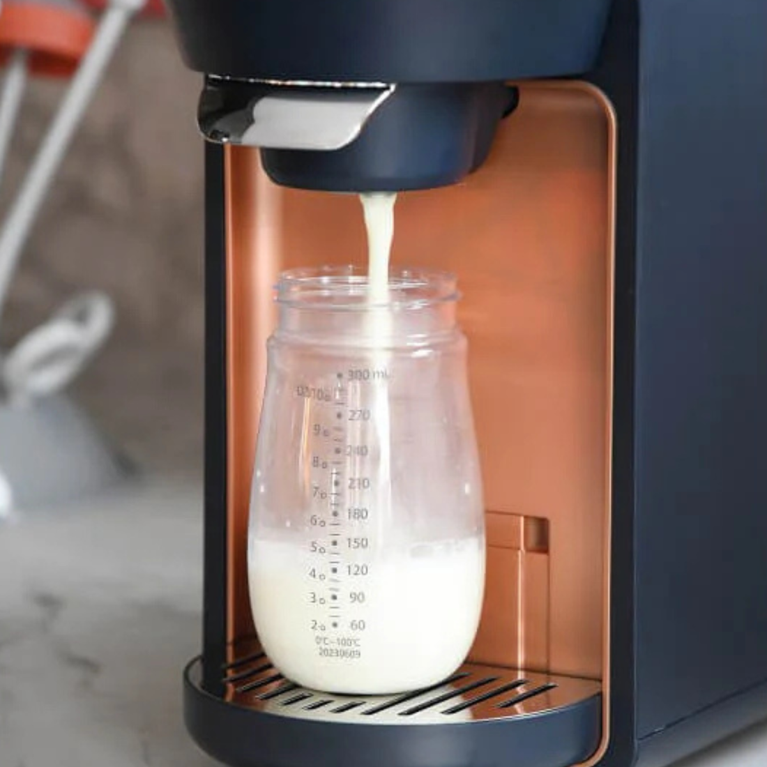 Milkeo Plus Baby Bottle Maker