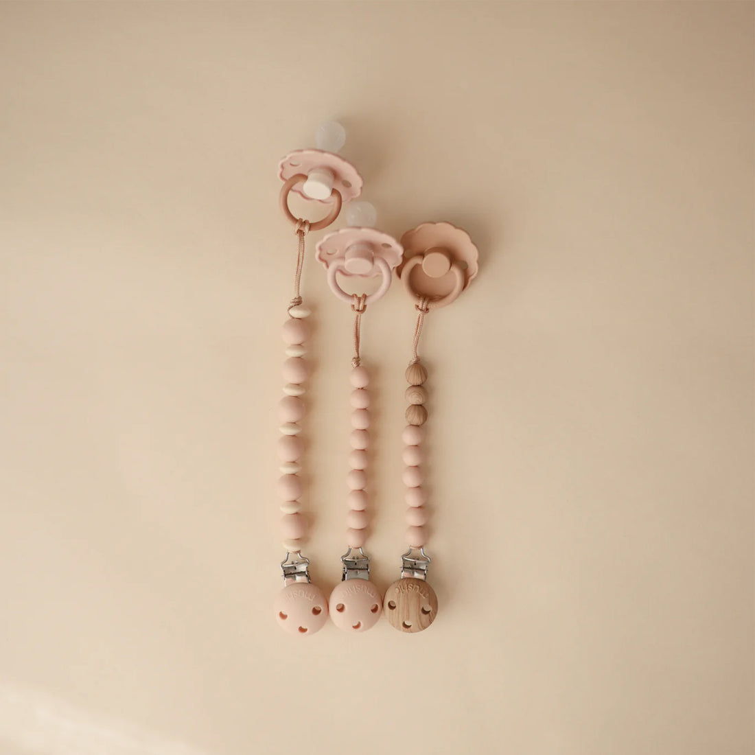 Mushie Pacifier Clip Halo - Blush