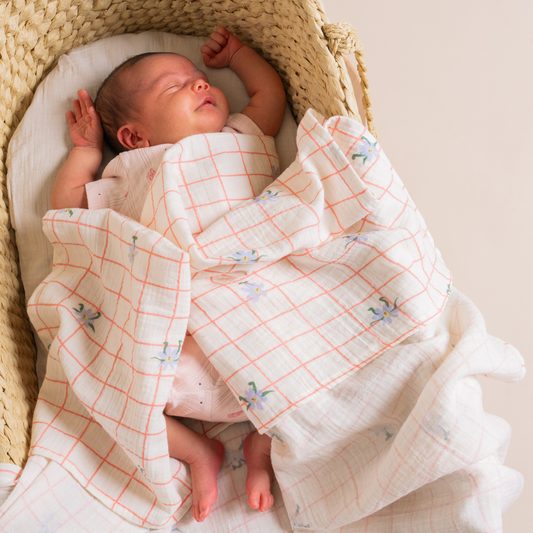 Light and Breathable Muslin Swaddle Wrap - Dancing Daisies