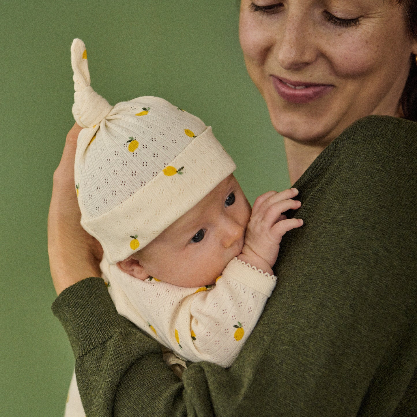 Knotted Beanie Pointelle - Lemon Print