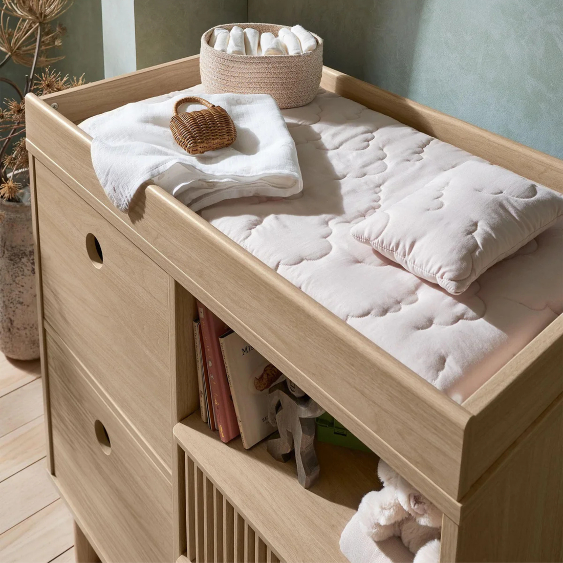 Oska Dresser/Changetable Narrow - Light Oak