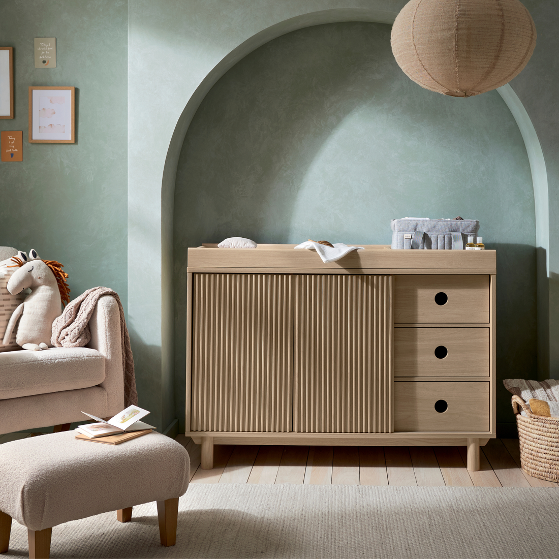 Oska Dresser/Changetable Wide - Light Oak