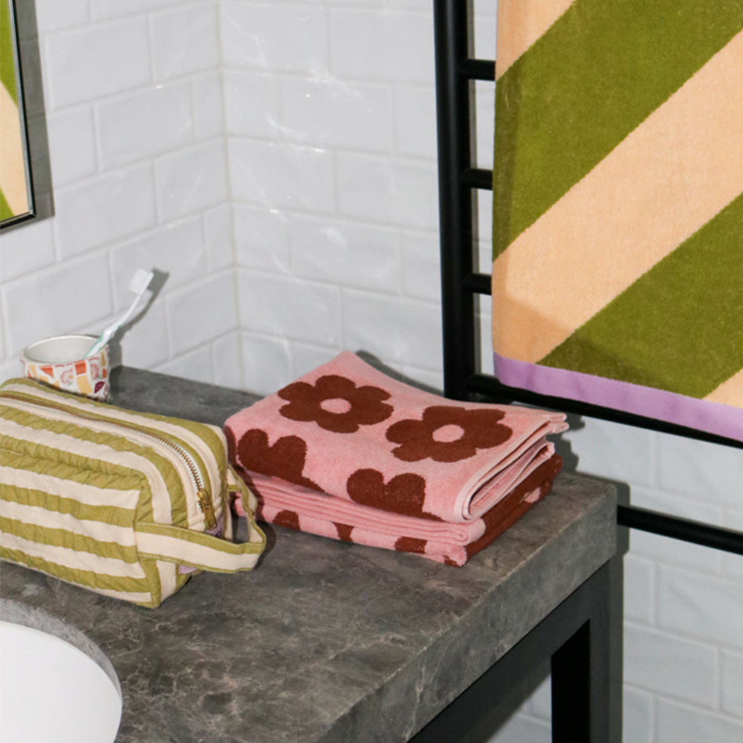 Dopp Kit - Pistachio Seersucker