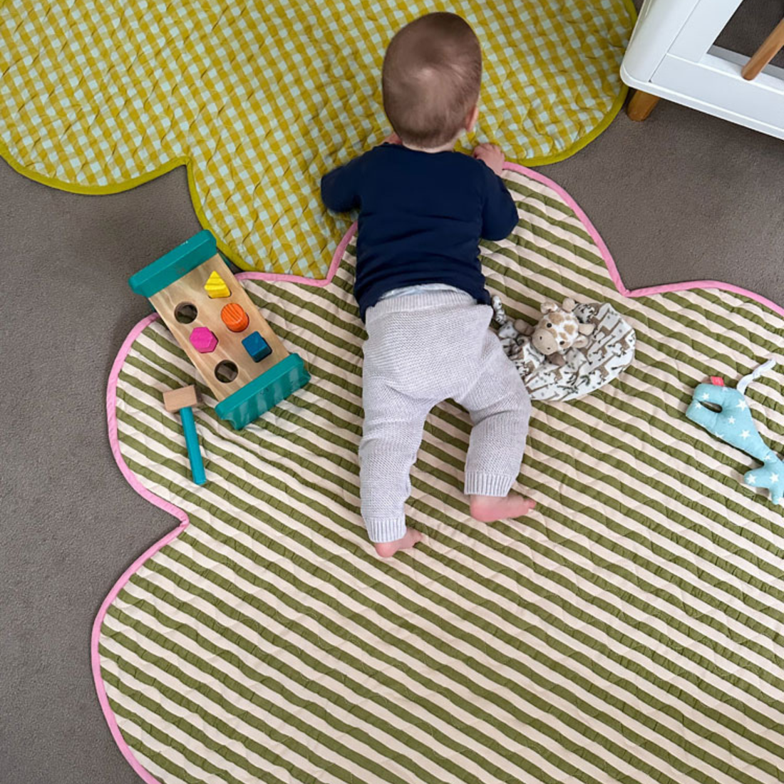 Playmat - Pistachio Seersucker