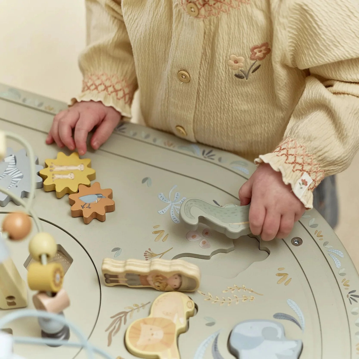 Activity Table XL - Safari Friends